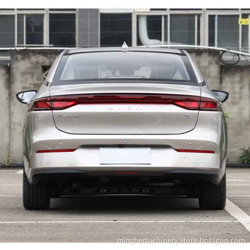 Smart Gac Aion S بالإضافة إلى السيارات الكهربائية البالغة 2750 مم قاعدة عجلات 5 Seaters سيدان EV في المخزون للبيع